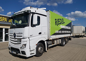 Mercedes Actros 2545